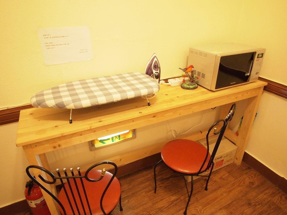 Lian Guest house 2*